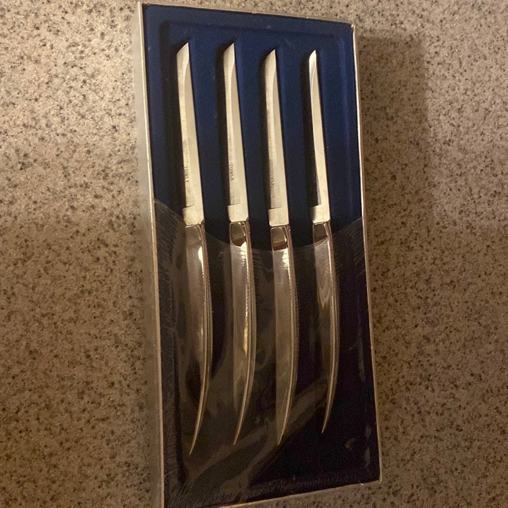 Vintage Towle cutlery stainless steel knives